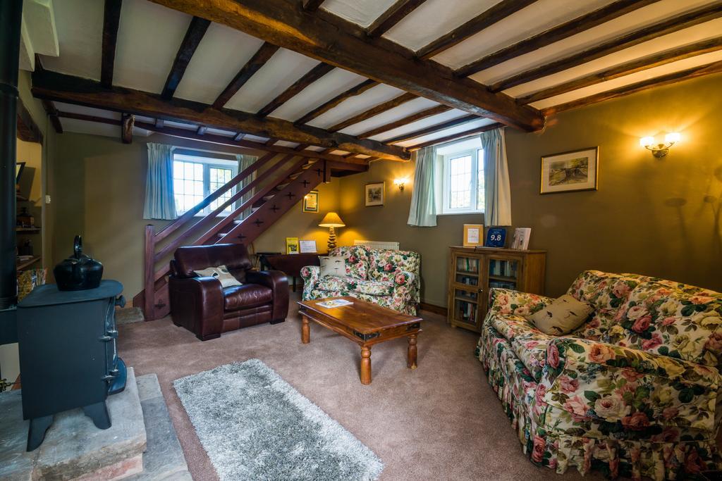 Hills Farm Bed & Breakfast Leominster Exterior foto