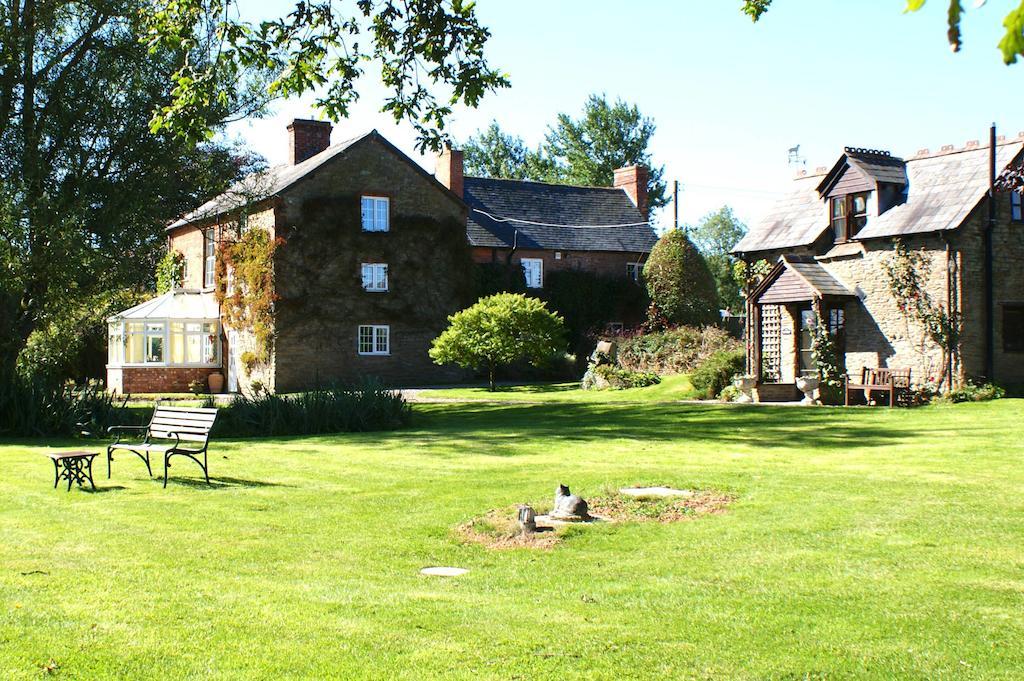 Hills Farm Bed & Breakfast Leominster Exterior foto